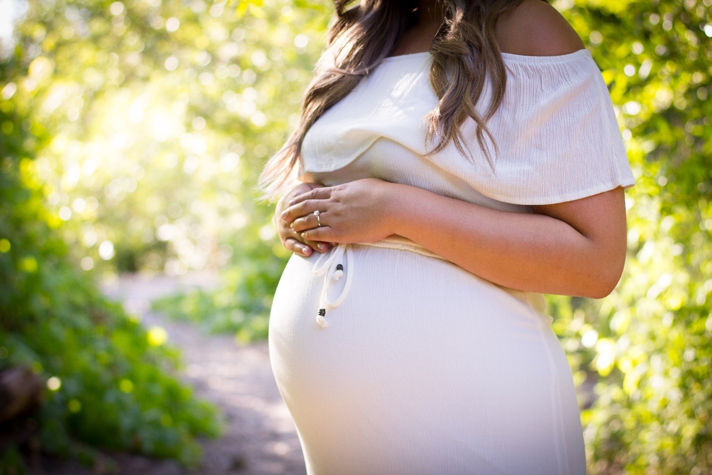 לפני שמגיעים למיון יולדות: איך תתכוננו לרגע הלידה?